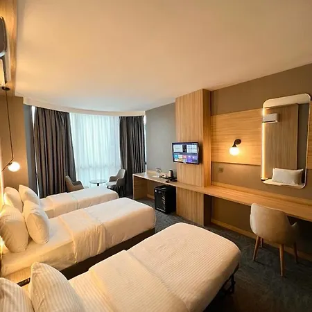 Royal Mass Airport Business Hotel