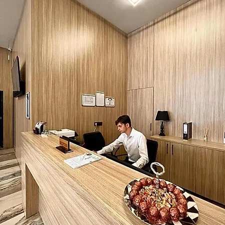 Otel Royal Mass Airport Business 3*