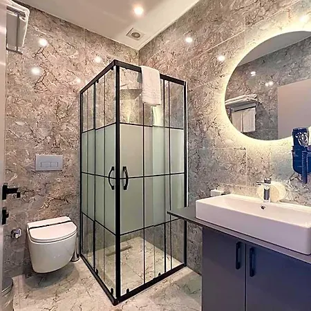Royal Mass Airport Business Otel Arnavutkoy