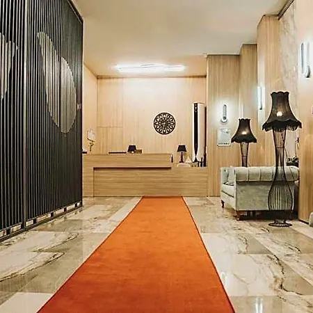 Otel Royal Mass Airport Business