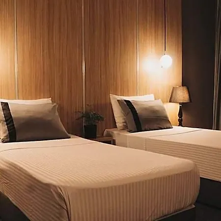 Royal Mass Airport Business 3*